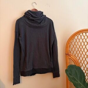 Modern Authentic Women's Lululemon Athletic Stress Less Pullover Sweatshirt sz 6